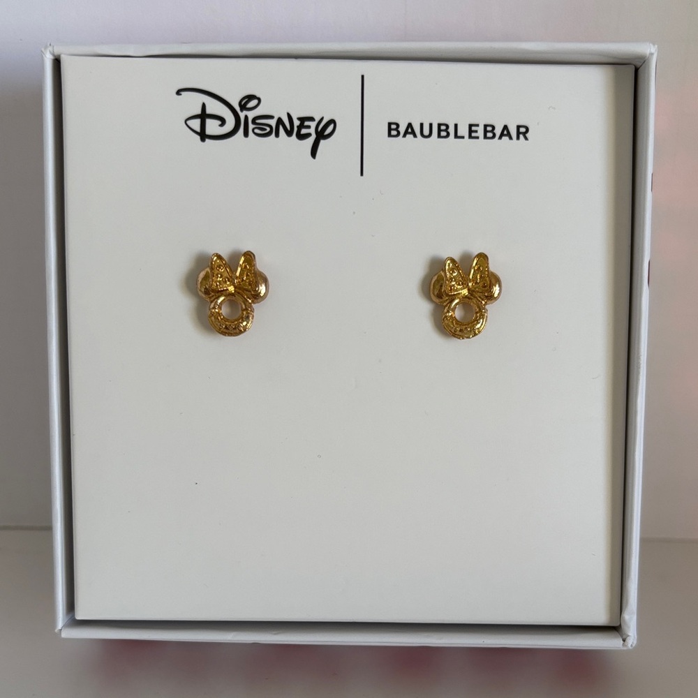 ☀️BaubleBar Gold Disney Minnie Earrings